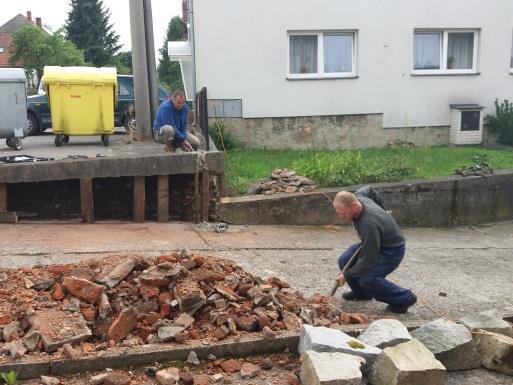 Výroba společné fotografie ze setkání trvala dlouho, ale dočkali jsme se zájemci si ji mohou prohlédnout na obecním úřadě a v případě zájmu nahlásit počet požadovaných kusů