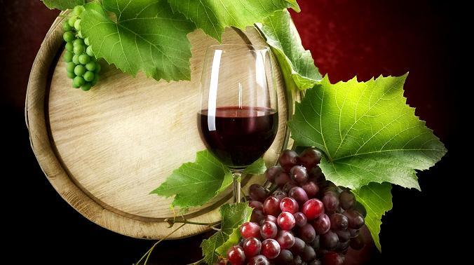 Rozlévaná vína bílá /White wines (0,2 l) 110. MULLER THURGAU 45 Kč Rozlévaná vína cervená /Red wines (0,2 l) 111. SVATOVAVRINECKE / SANKTLAURENTIUSWEIN 45 Kč Bílá vína / White wines (0,75 l) 112.