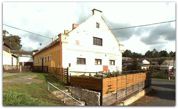 ) číslo: CS/DD/39/17 Dražebník vyhlašuje touto dražební vyhláškou dražbu dobrovolnou elektronickou, a to na základě návrhu
