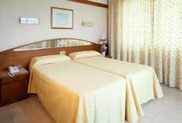 Více info k dopravě na straně 57. * www.dezka.cz/cenik/htoproyalsun.pdf ŠPANĚLSKO COSTA DEL MARESME SANTA SUSANNA HOTEL CAPRICI SLEVA 5 % DO 31.01.2019 VZTAHUJE SE POUZE NA POBYTY OD 29.6. DO 31.08.