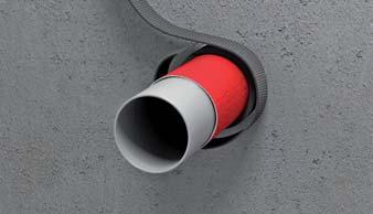 Omotejte protipožární pásku kolem potrubí nebo izolace (poznámka: počtem