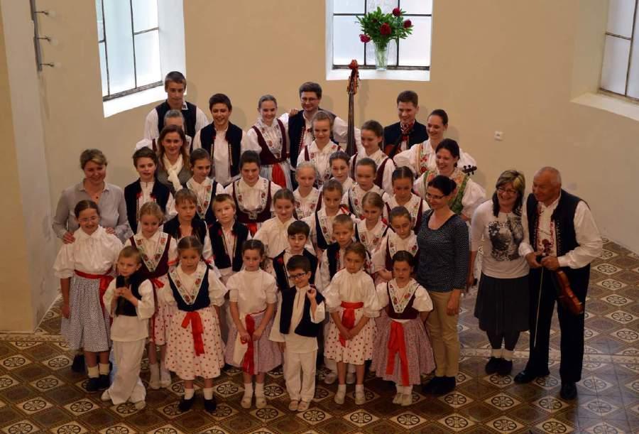 1. místo v kategorii DUET obsadily Adélka Pavelčíková s Terezkou Možnárovou 2. místo ve starší kategorii získal Vašek Holub 3. místo ve starší kategorii bylo uděleno Kačce Holubové 6. 5.