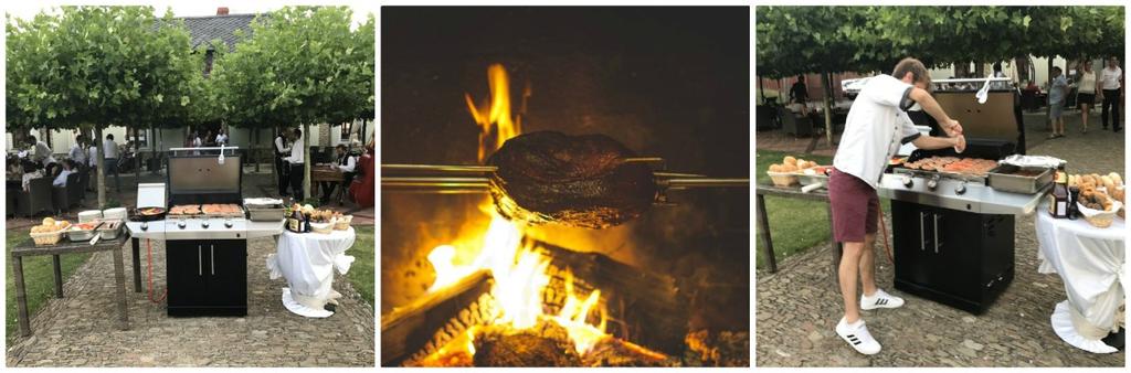 Jako večerní specialitu nabízíme: Noční gulášek s čerstvým pečivem Uzenou kýtu pečenou v krbu Venkovní grilování steaků, ryb a zeleniny