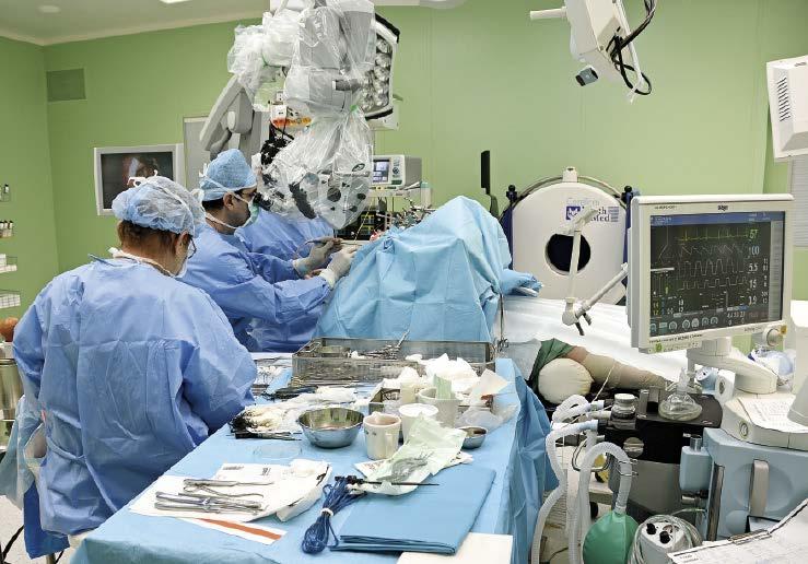 pumpa implantována Dne 16. 2. 2017 na operačním sále Neurochirurgické kliniky naší nemocnice proběhla implantace baklofenové pumpy, byla to první operace svého druhu v Brně.
