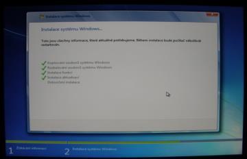 Mluvíme-li o čisté reinstalaci Windows, provádíme jejich instalaci do počítače, který dosud není vybaven žádným operačním systémem.