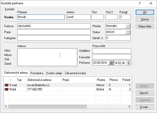 Každý kontakt má svoji hlavičku, kde jsou uvedeny základní údaje. Ke každému kontaktu lze zadat více elektronických adres (popis viz výše). Na záložku Poznámka lze zapsat jakýkoliv řetězec.