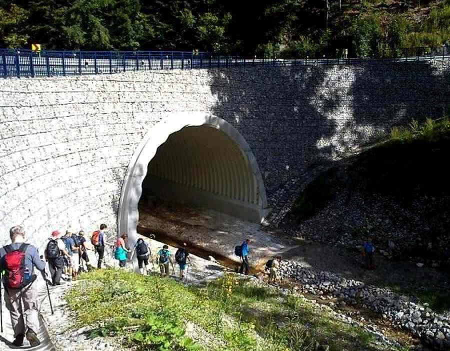 Muránska planina Čertova roklina Vstup