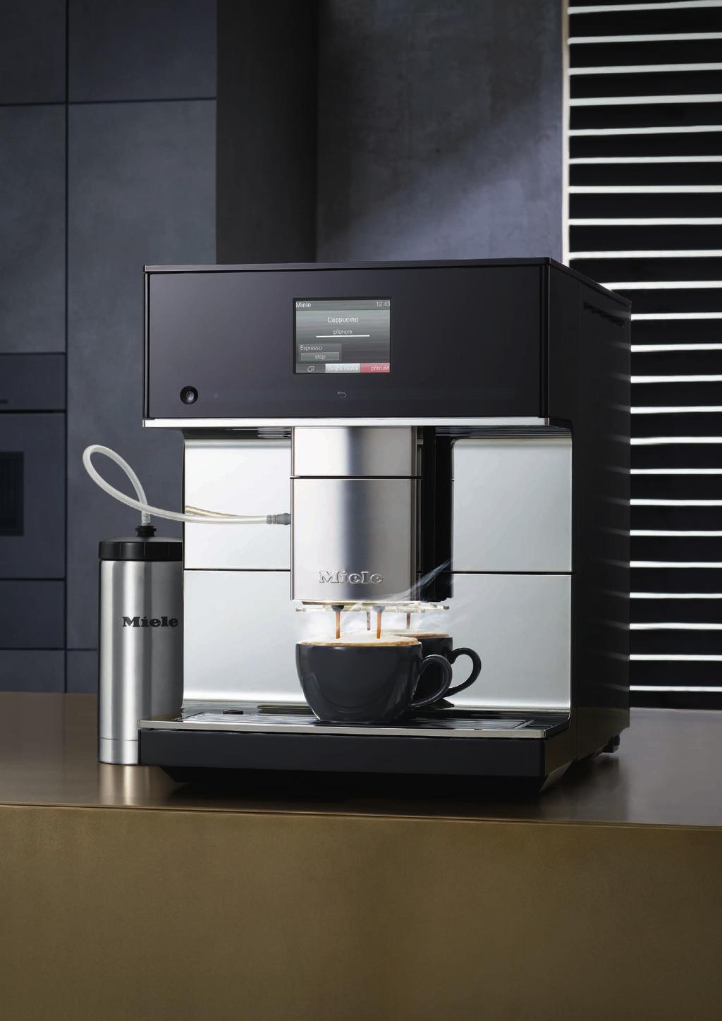 4 CM7 Kávovar Miele CM7 s ovládáním CM Touch je stvořen pro náročné, kteří si zakládají na designu.