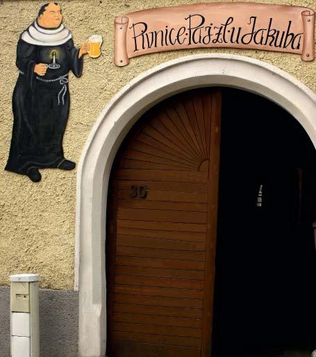 23 Minipivovar Vyšší Brod Pivovar byl postaven a zprovozněn roku 2008 ve sklepních prostorách jednoho z historických domů vyšebrodského náměstí.