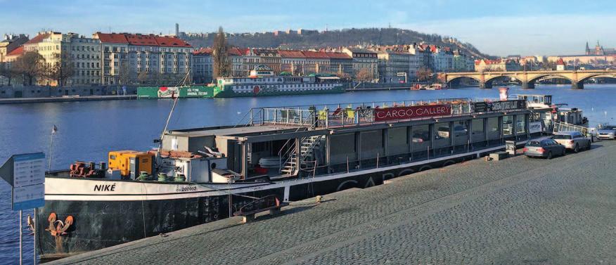 Praha Pořádá Klinika spondylochirurgie 1.