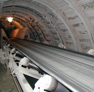 Firebelt V Pásy jsou určeny k přepravě hořlavých materiálů v podzemí.