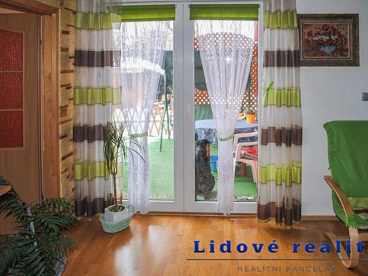 Záznam o prodeji srovnávané nemovitosti č. 3 1. Identifikace Prodej, Rodinný dům, 100 m 2, Bystřice Celková cena: 2.750.000 Kč Adresa: Bystřice, okres Frýdek-Místek 2.