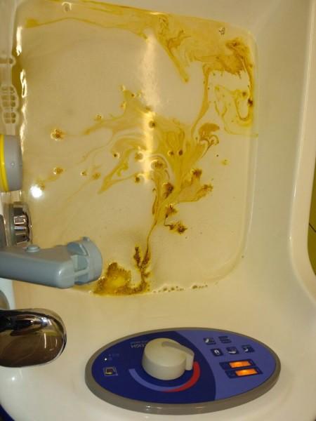 21 Jak to všechno začalo? Díky naší p. vedoucí Radce Buriánové, která nám představila kosmetické výrobky od firmy LUSH fresh Praha. Jejich výrobky nás natolik očarovaly, že jsme si je objednali.