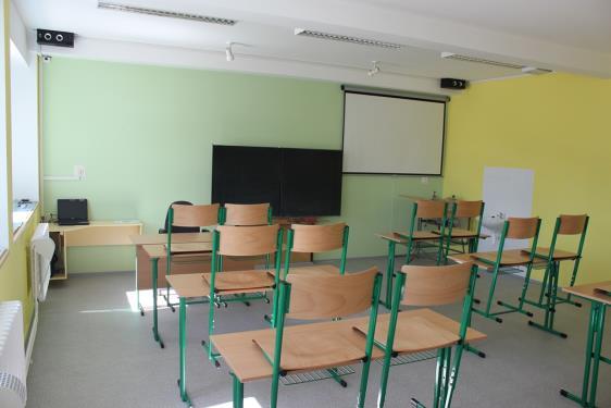 zahrnovala výměnu rozvodů, výměnu sanitární techniky a keramiky nejen