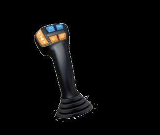 Tento vícefunkční joystick, který hladce pracuje s čelními nakladači MF od Massey Ferguson, umožňuje efektivní manipulaci s materiálem na dvoře farmy i na poli.