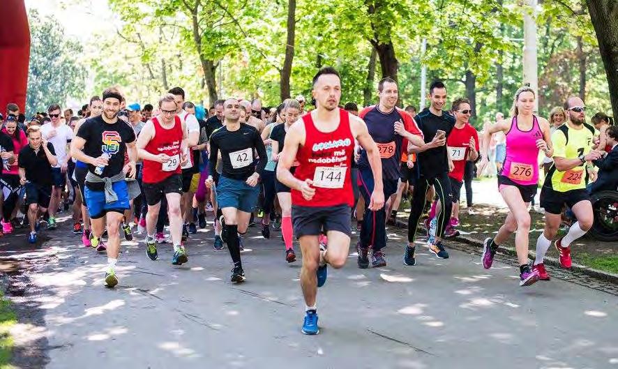 Charitativní běh Fun and Run oproti loňsku výrazně narostl. Do závodu pořádaného u příležitosti Mezinárodního dne boje proti homofobii a připomínající oběti nemoci AIDS se v neděli 14.
