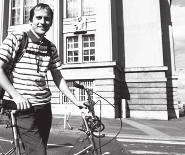 Bylo velmi nekolegiální, když starosta Prahy 1 Oldřich Lomecký (TOP 09) přivítal starostu Prahy 7 slovy: Pan starosta si jistě zkontroloval lávky na Praze 7 a teď nám přišel něco povědět.