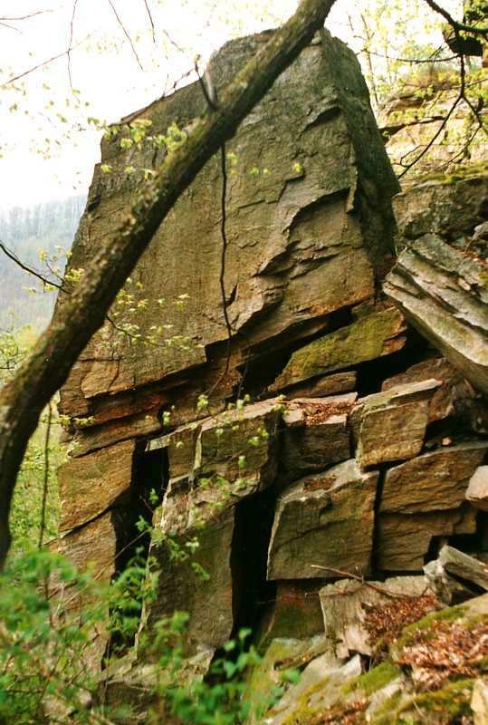 CRACKS IN UPPER PART OF THE SLOPE Vranov