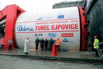 Modernizace trati Rokycany - Plzeň Tunel Ejpovice se razí strojem S 799 typu TBM-EPB.