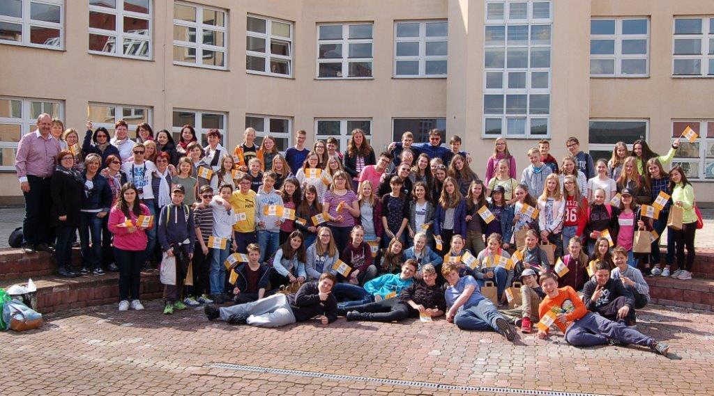 10. Údaje o zapojení školy do rozvojových a mezinárodních programů Spolupráce s partnerskou školou v Kršku po loňské návštěvě ve Slovinsku