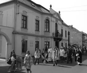 V r.1788 zasáhl město ničivý požár. Asi 160 domů bylo zničeno, rovněž i farní kostel Narození Panny Marie (na spáleništi byl v roce 1864 postaven pivovar), radnice, škola, pivovar i panský dům.