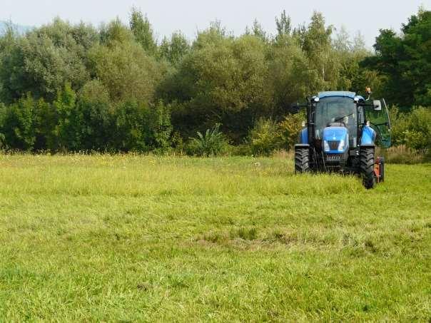 Palivový kombinát Ústí, státní podnik Hrbovická 2, 403 39 Chlumec Údržba pozemků sečením ve