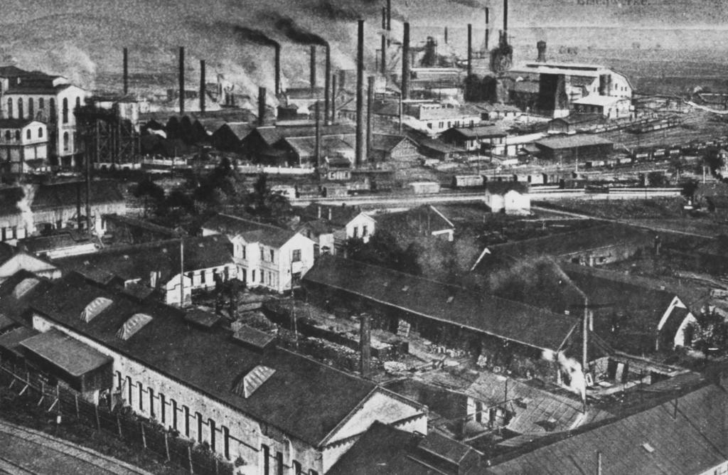 výroba různých železných konstrukcí nebo opravy parních kotlů), byl v roce 1872 zcela logicky s ohledem na svůj výrobní program situován do těsné blízkosti