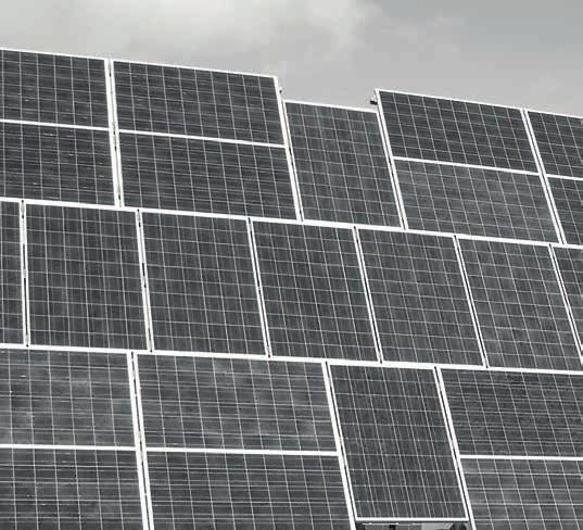 Celkový výkon elektrárny je 640 kwp, čímž dokáže zásobit elektrickou energií téměř dva