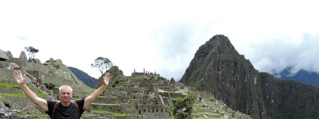 Pátek 20. 3. 2015 Nastal očekávaný den výlet na MACHU PICCHU. V noci jsem špatně spal, vše tady asi záleží na tlaku. Vstáváme ve tři hodiny ráno, a za hodinu nám jede od hotelu malý autobus.