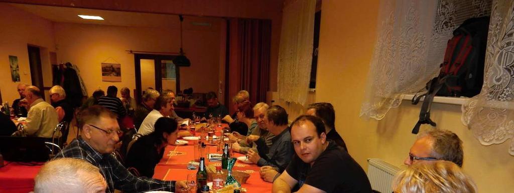 přednesl přednášku o