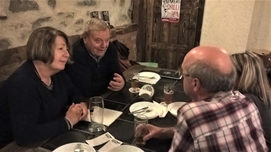 pánů Josefa Kratochvíla a Milana Douši, samozřejmě spojené