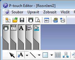 Jak používat program P-touch Editor Pomocí funkce [Nastaví barvu textu pro vybraný text] upravte barvu textu.