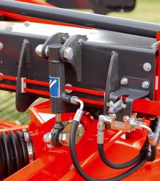 transportu zablokovány hydraulicky i mechanicky pomocí systému