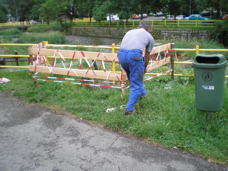 12) Veřejnoprávní smlouvy * Na základě veřejnoprávních smluv uzavřených mezi Městem Šternberk a obcemi Babice a Dolany nadále vykonávala Městská policie Šternberk úkoly při zabezpečování místních