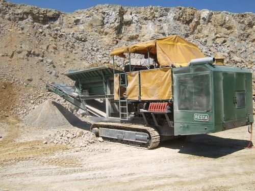 Obr. 3.4 Mobilní drticí jednotka Resta OH2 