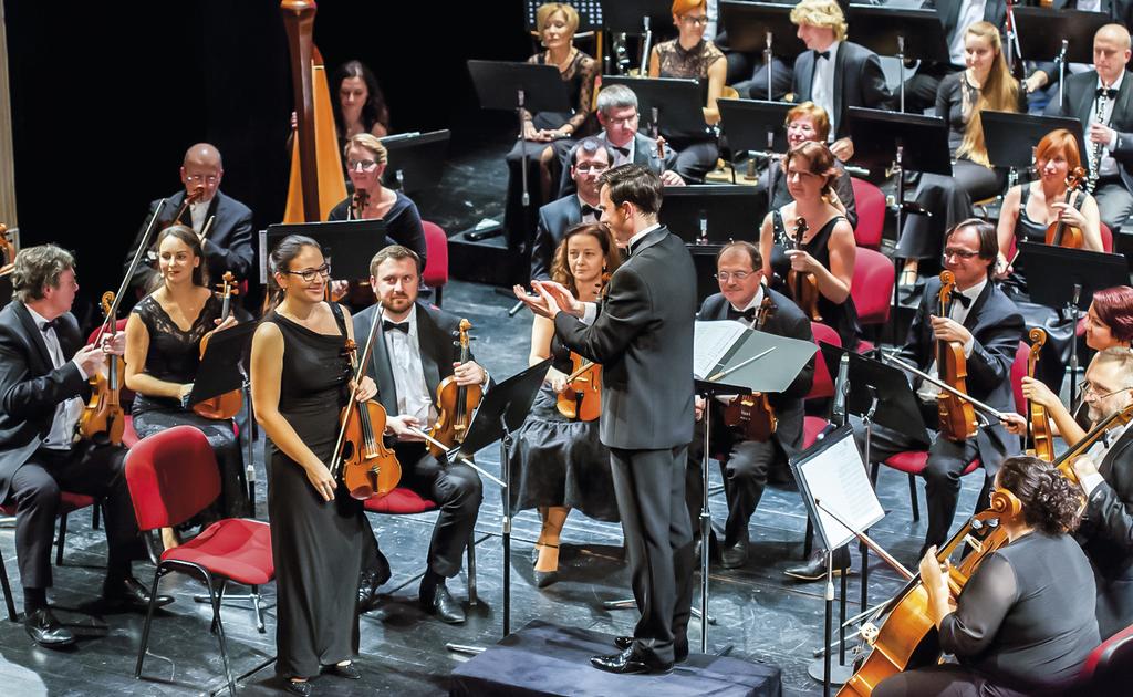 VÝSTAVA EVA MUCHOVÁ TEXTILNÍ TVORBA 22. 1. 15. 2. textil ORCHESTR SLEZSKÉHO DIVADLA OPAVA, foto: archiv SDO.