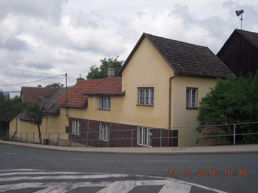 Znalecký posudek číslo 3377/133/2016 o obvyklé ceně věcí nemovitých pozemku parc.č.st. 81/1 včetně všech součástí a příslušenství, součástí pozemku parc.č.st. 81/1 je stavba rodinného domu č.p. 30 v Loučce, okr.