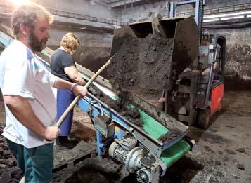 Dodání tepla do organismu způsobuje hlavně zmenšení bolesti, zlepšení prokrvení tkání a uvolnění svalového napětí, a tím vším je zlepšena regenerace postižených orgánů.