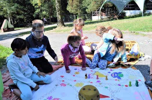 SPRÁVNÁ 5 Fotoreportáž Na táboře