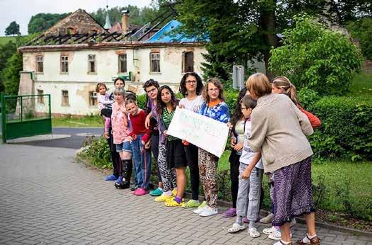 DD KROMPACH Reportáž Šťastnou cestu