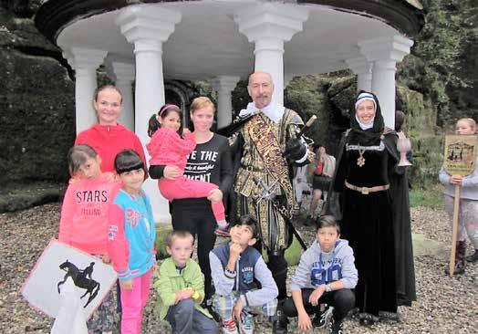 Navštívili jsme zámek a klášter v Litomyšli, Babiččino údolí, Viktorčin splav, mlýn i zámek v Ratibořicích, Slatiňany s jejich okolím, zámkem,
