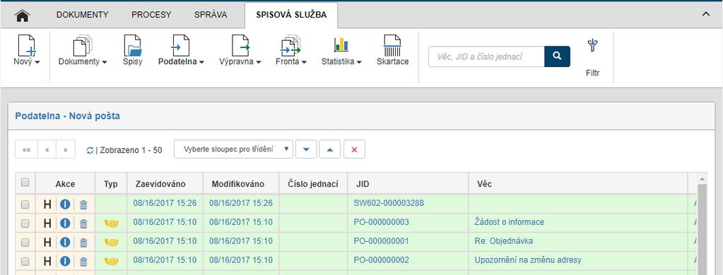 Tlačítka ve sloupci Akce umožňují následující funkce: zobrazit historii dokumentu, tedy údaje o tom, kdo kdy formulář vytvořil, vyplnil, četl, vložil do spisu apod.