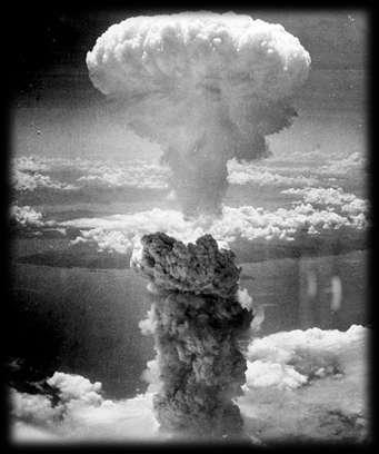 Jaderný výbuch velmi rychlá přeměna jader (štěpení) dojde k uvolnění obrovského množství energie ničí vše v