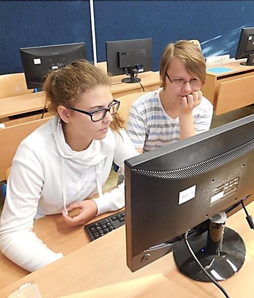 Dozvíte se něco o Brazílii, nechybí zprávy ze tříd, výsledky Pythagoriády a Klokana, ale hlavně pro vás máme několik stran s kvízy, vtipy, vyráběním a velikonočním luštěním.tak přejeme hodně zábavy.
