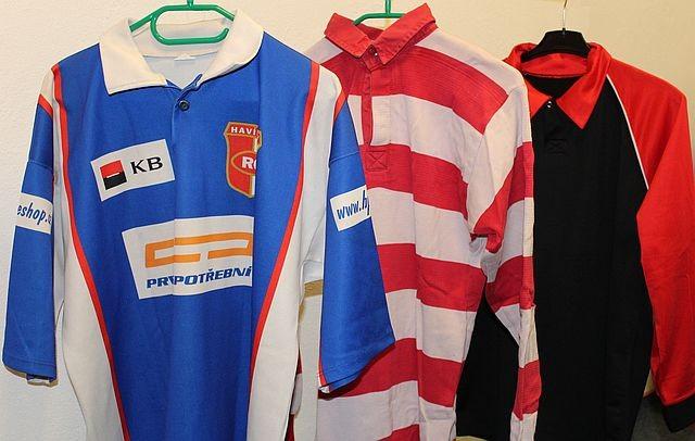 Zůstalo ještě několik posledních exemplářů, které se prodávají s poloviční slevou za 100 a 50 Kč.