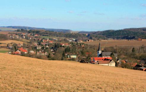 Představení místa konání Obec Kladky Obec Kladky se rozkládá v nejsevernějším výběžku okresu Prostějov a sousedí s Hartinkovem a Vysokou v Pardubickém kraji.