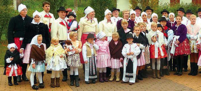 Aby to byla rozlučka, jak se patří, přemýšlel Lukáš, čím by ty letošní hody zpestřil.
