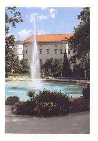 2) Spittal an der Drau Prohlídka města - návštěva renesančního zámku Porcia muzeum lidového umění a řemesel - návštěva Světa železnic