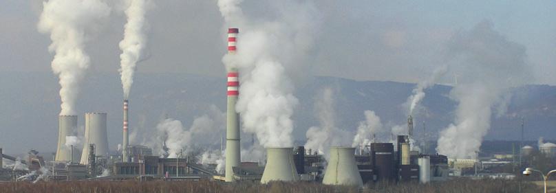 6 INTEGROVANÉ AGENDY C-Energy Bohemia, s. r. o. Na konci června 2011 provedla inspekce kontrolu zařízení, jež bylo na základě integrovaného povolení provozováno společností AES Bohemia, spol. s r. o. (v průběhu správního řízení došlo ke změně v názvu subjektu na C-Energy Bohemia, s.