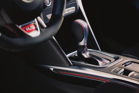 Dôraz na potešenie z riadenia Interiér Nového Renault MEGANE R.S.